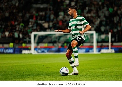 德州扑克高手很少走到河牌（德州扑克高手常在转牌前就分出胜负）